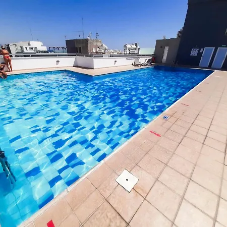 Eden Sea Breeze, 1 Bed, Rooftop Pool, Gym * Limassol
