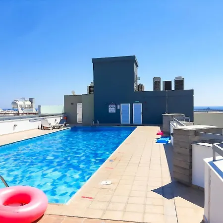 Eden Sea Breeze, 1 Bed, Rooftop Pool, Gym Apartment