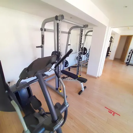 Eden Sea Breeze, 1 Bed, Rooftop Pool, Gym Limassol